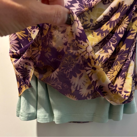 SOLD Floral Ruched Pencil Fully Lined Skirt by Anthropologie - Picture 4 of 4